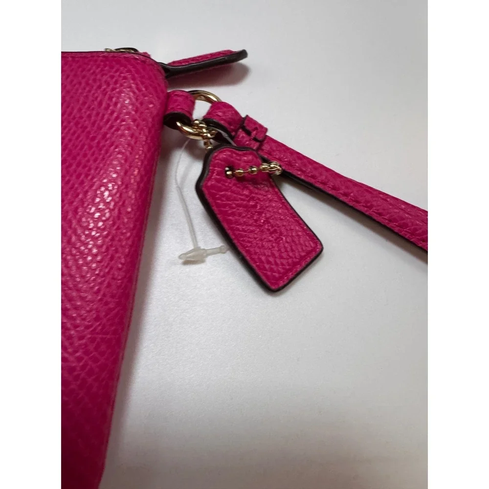 Coach Corner Zip Wristlet Pink Crossgrain Leather Gold Tone Hardware NEW